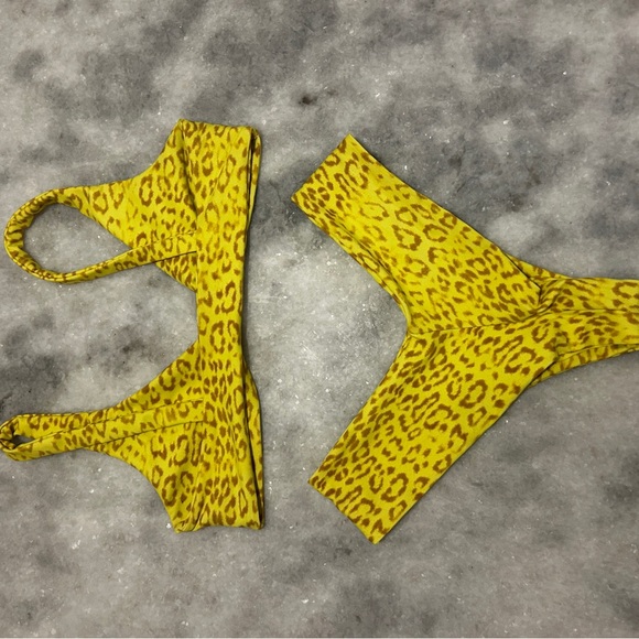 Skatie Tulum neon yellow leopard print? Penny top and mandi bottom M - Picture 4 of 4